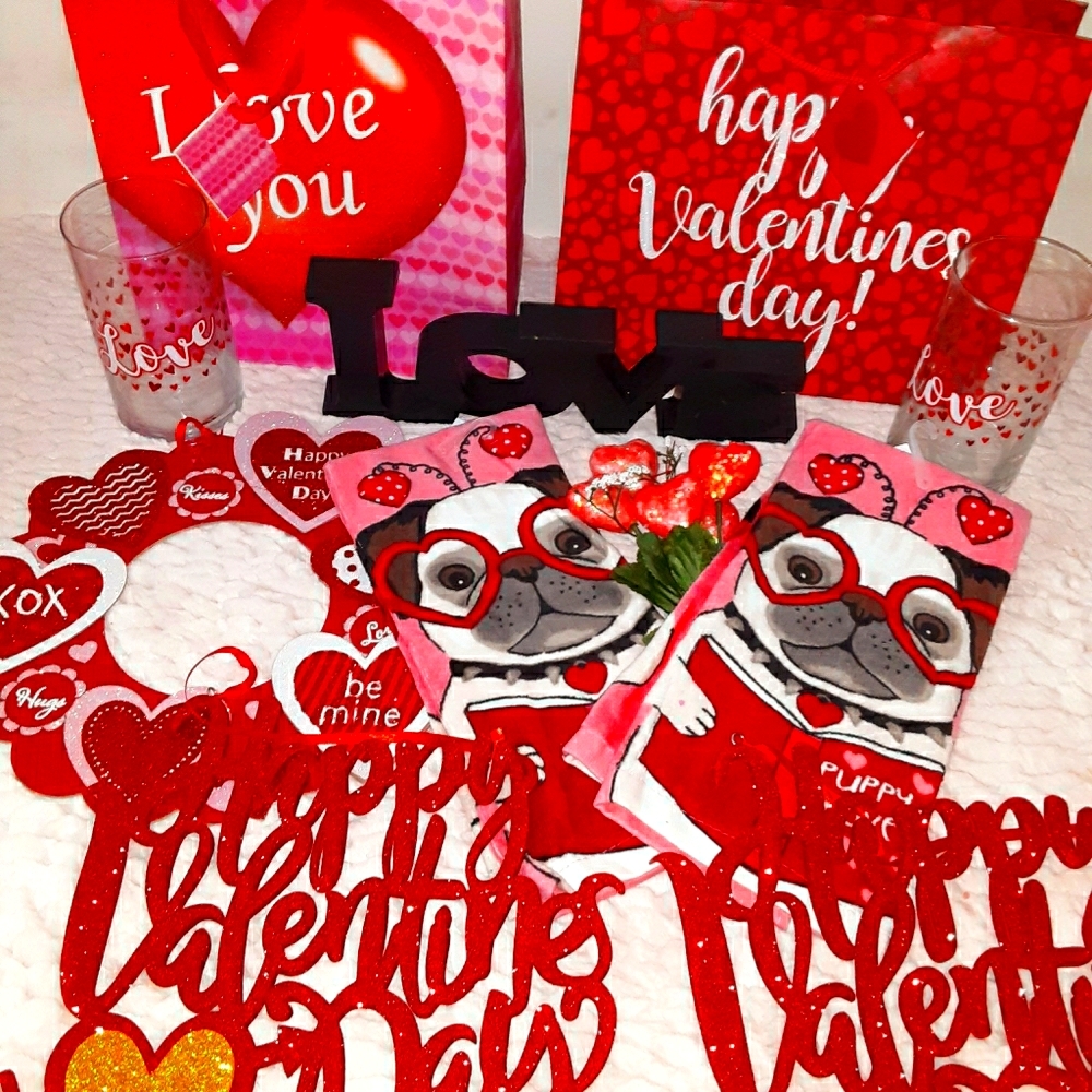 Valentine's Day Decoration Bundle